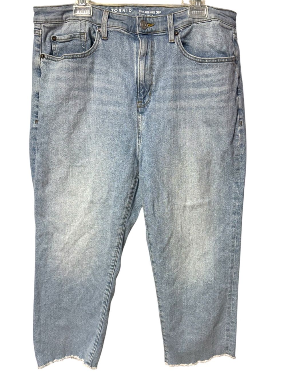 Torrid Light Wash High Waist Cropped Jeans Sz 18